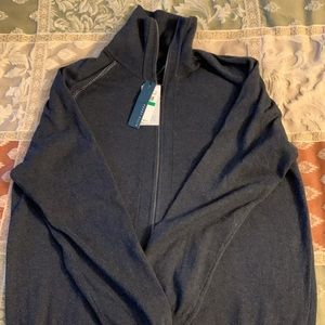 PERRY ELLIS. NWT.Black Heather, Zip up Sweater.Size L.White pattern by s…